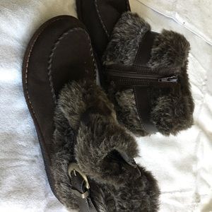 Bass Durango Dark Brown Suede Ankle Boots